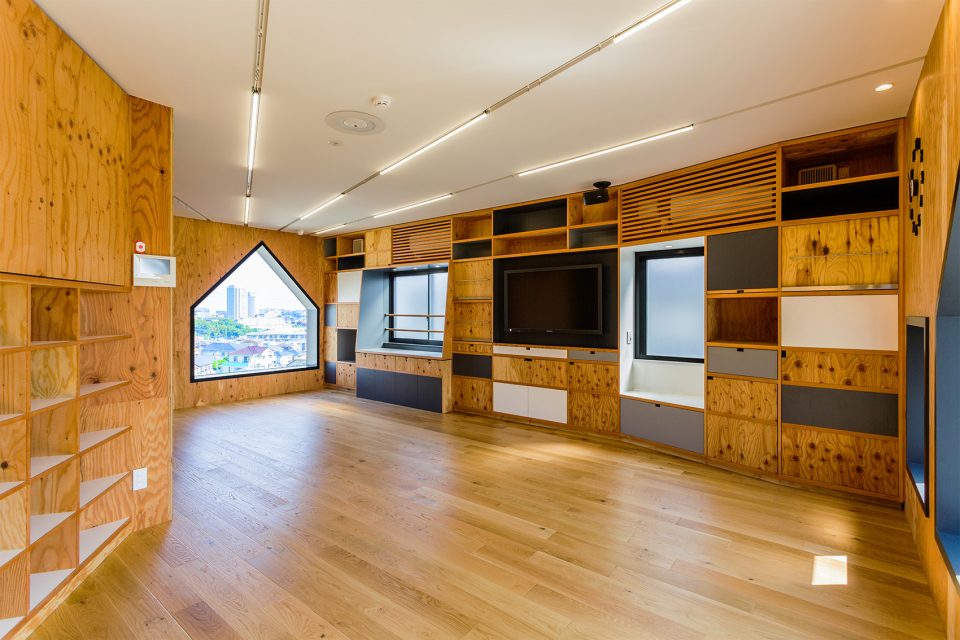 MK S Nursery by HIBINOSEKKEI Youji no Shiro