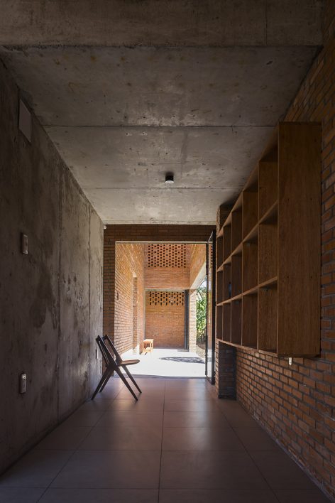 LONG AN HOUSE Vietnam by Tropical Space Co.Ltd