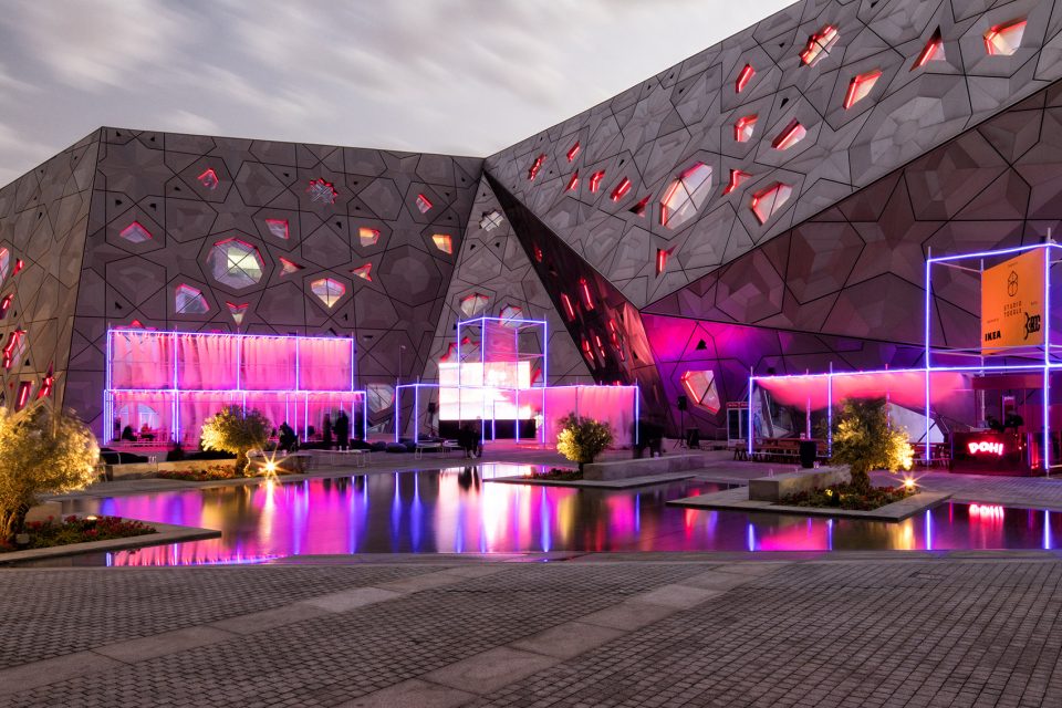 LUMINOUS DRAPES JACC KUWAIT CITY by STUDIO TOGGLE