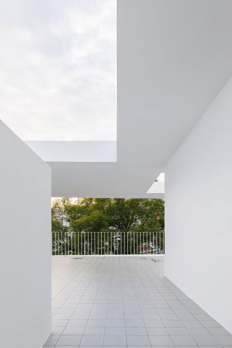 CASA BROTERO Lisboa Portugal by phdd arquitectos