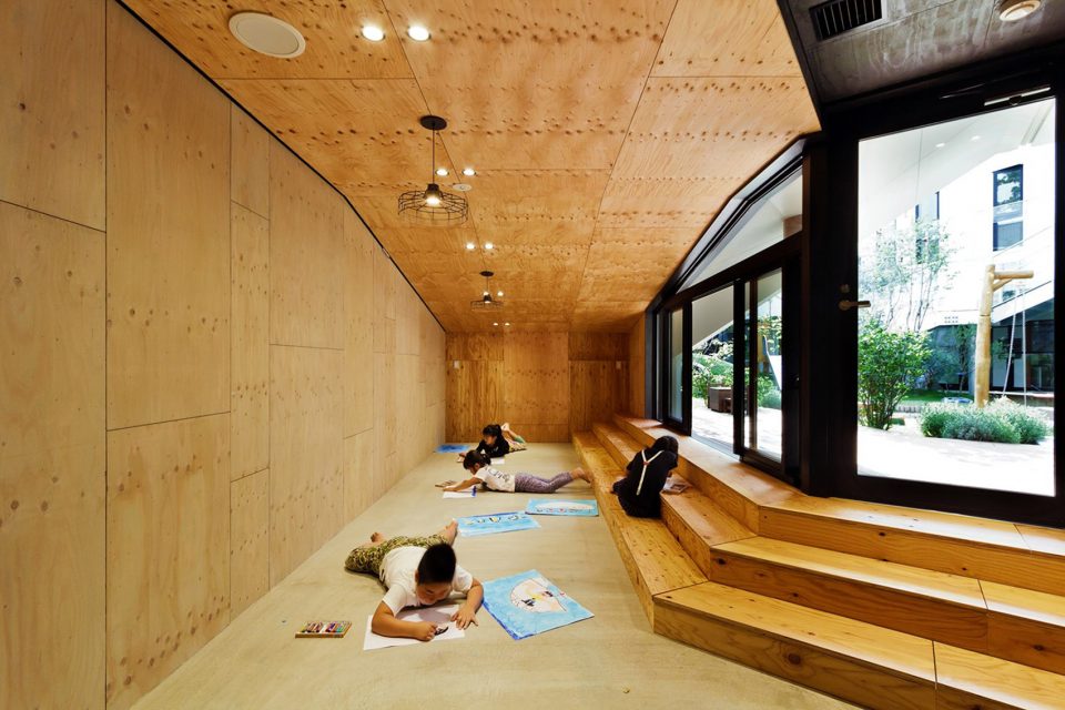 KM Kindergarten and Nursery Osaka Japan by HIBINOSEKKEI Youji no Shiro