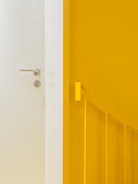 Hostel IN Parede by Aurora Arquitectos studio