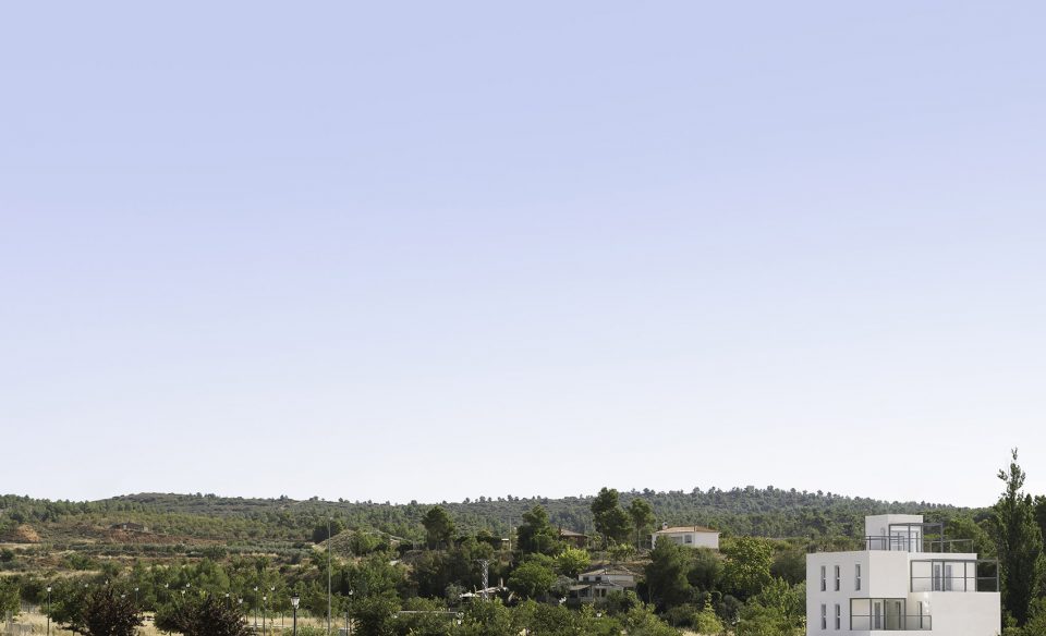 3X3 HOUSE Requena Spain by CRUX ARQUITECTOS