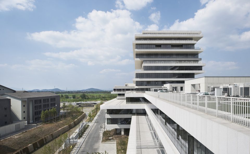 Hangzhou Normal University China by WSP ARCHITECTS
