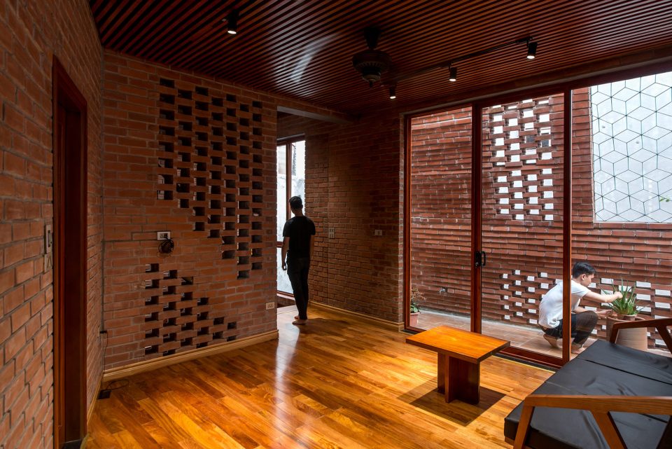 Brick Cave by HP Architects