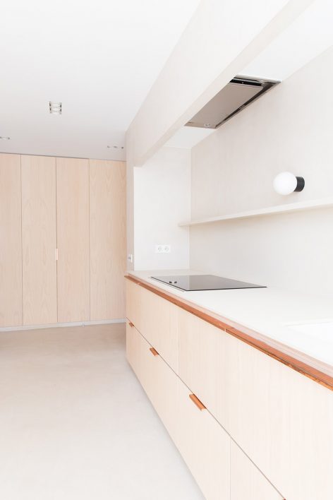 TM House Madriad Spain by PLANTEA ESTUDIO