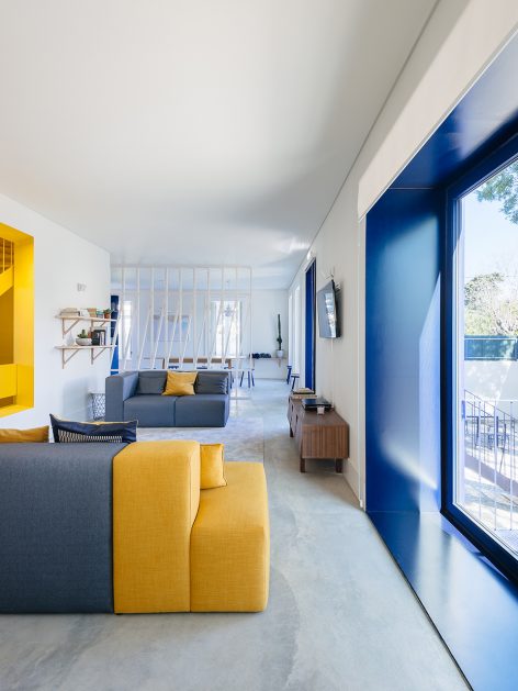 Hostel IN Parede by Aurora Arquitectos studio