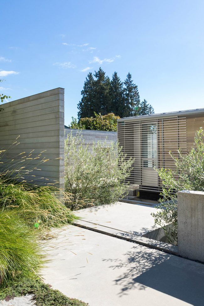 Gday House by McLeod Bovell Modern Houses
