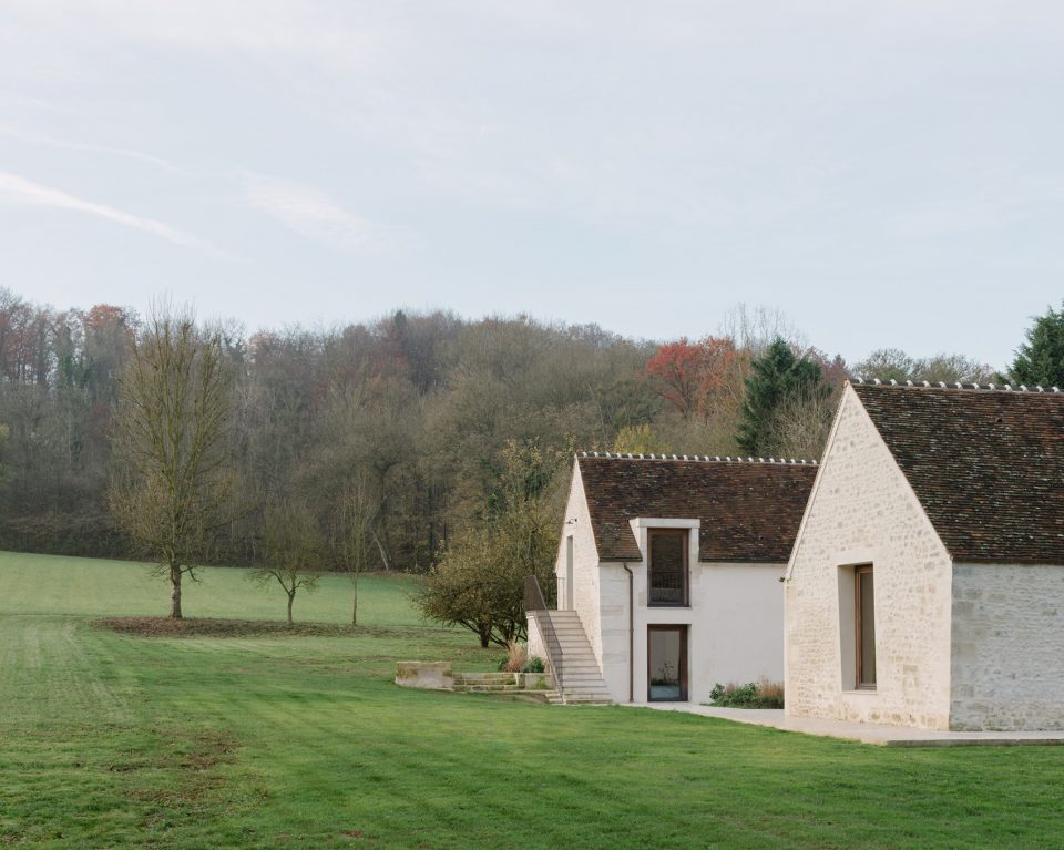 Renovation of an Old Farm by Collet Muller Architectes