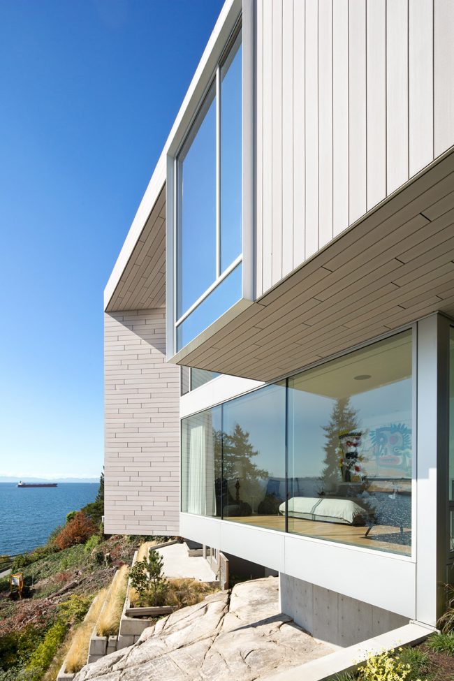 Sunset House by McLeod Bovell Modern Houses
