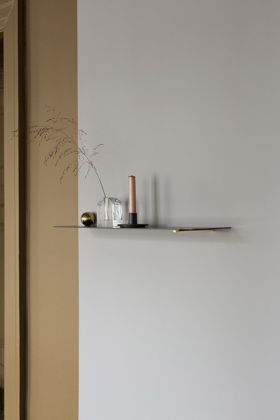 Flying Shelf by Mario Tsai