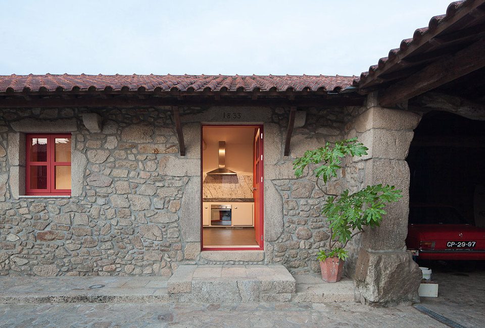 House 1833 by Pedro de Azambuja Varela