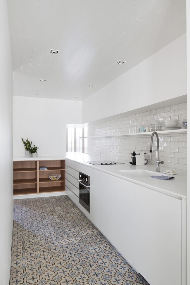 Studio Bluecerigo by Alain Carle Architecte