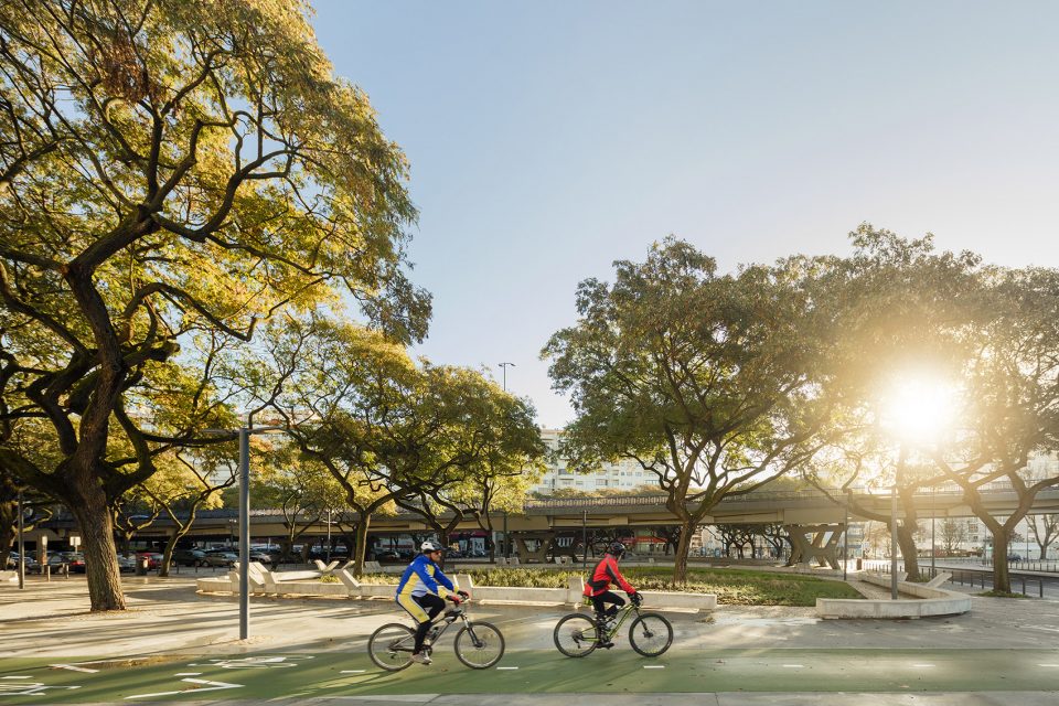 Praça Fonte Nova by José Adrião Arquitetos