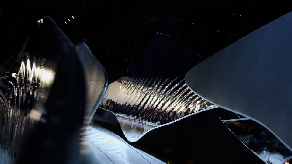 BMW Immersive Experience – Water Cloud Mountain by MAD WAY Studio