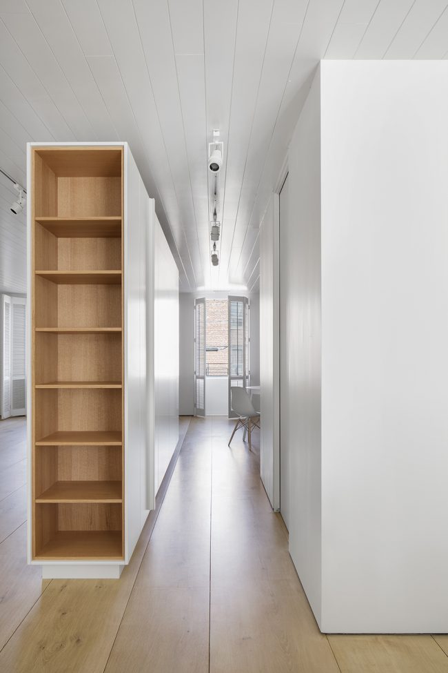 Studio Bluecerigo by Alain Carle Architecte