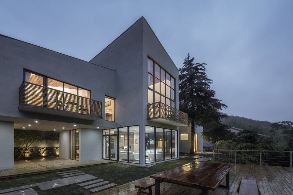 Hidden Vally by SU Architects