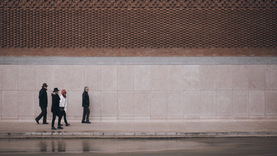Symmetry photography by Yang Tianzhou