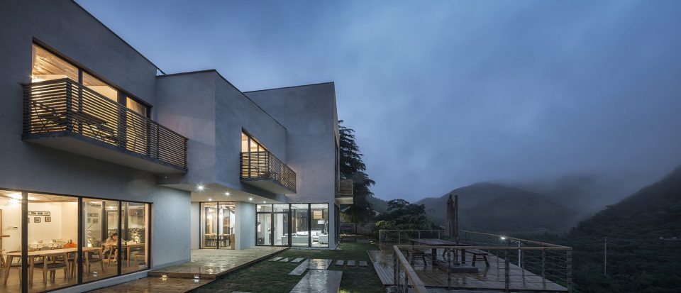 Hidden Vally by SU Architects