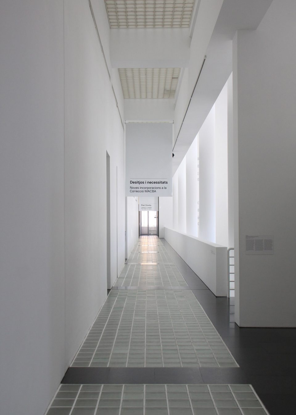 Symmetry photography by Yang Tianzhou