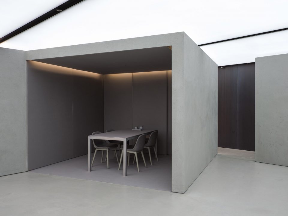 Showroom by OMA