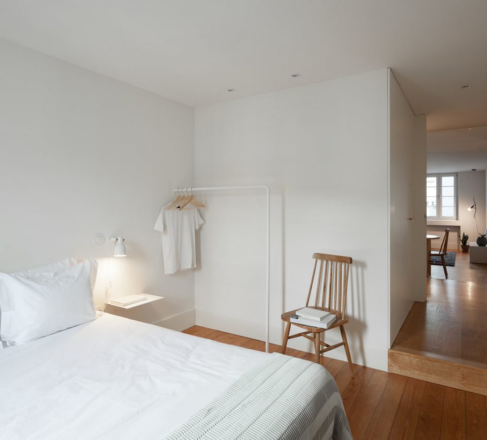 Firmeza Apartment by Pablo Pita Architects