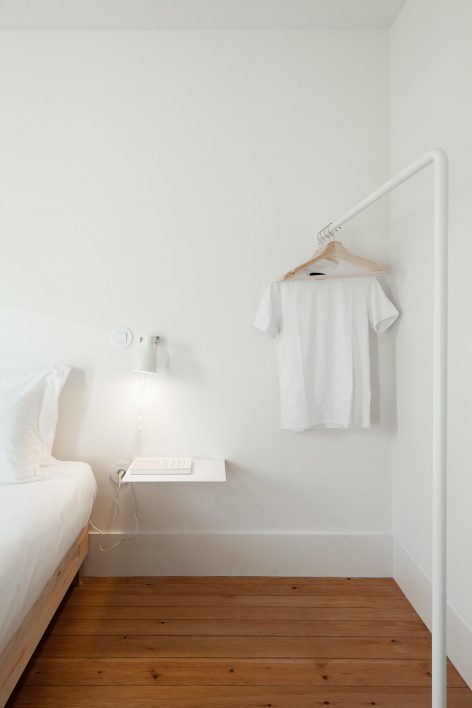 Firmeza Apartment by Pablo Pita Architects
