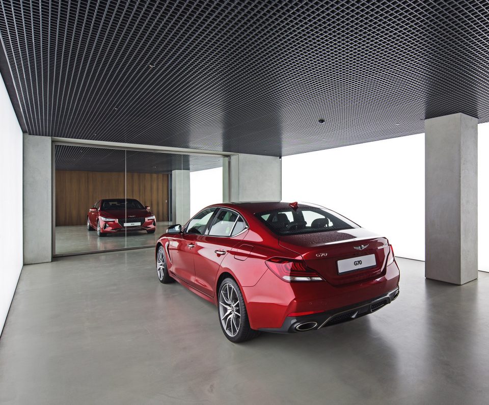 Showroom by OMA
