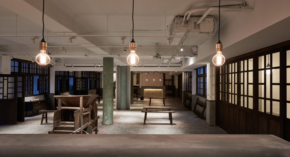 the inverted truss by bp architects