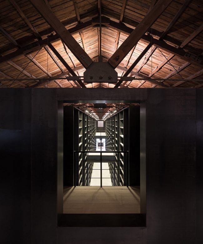 Lens Office Beijing by HUA Li