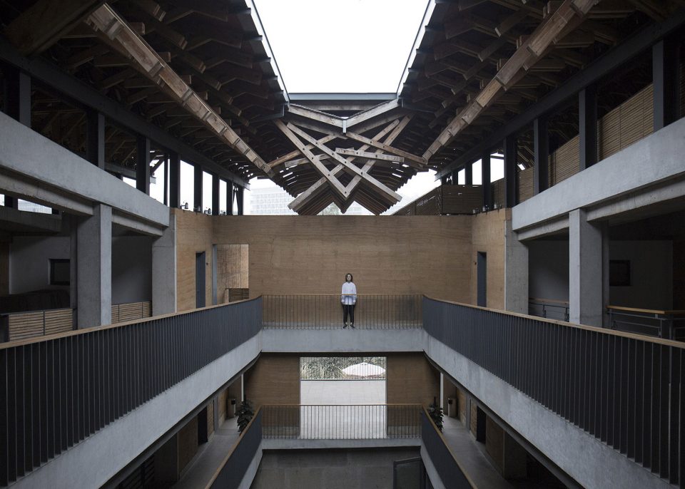 Symmetry photography by Yang Tianzhou