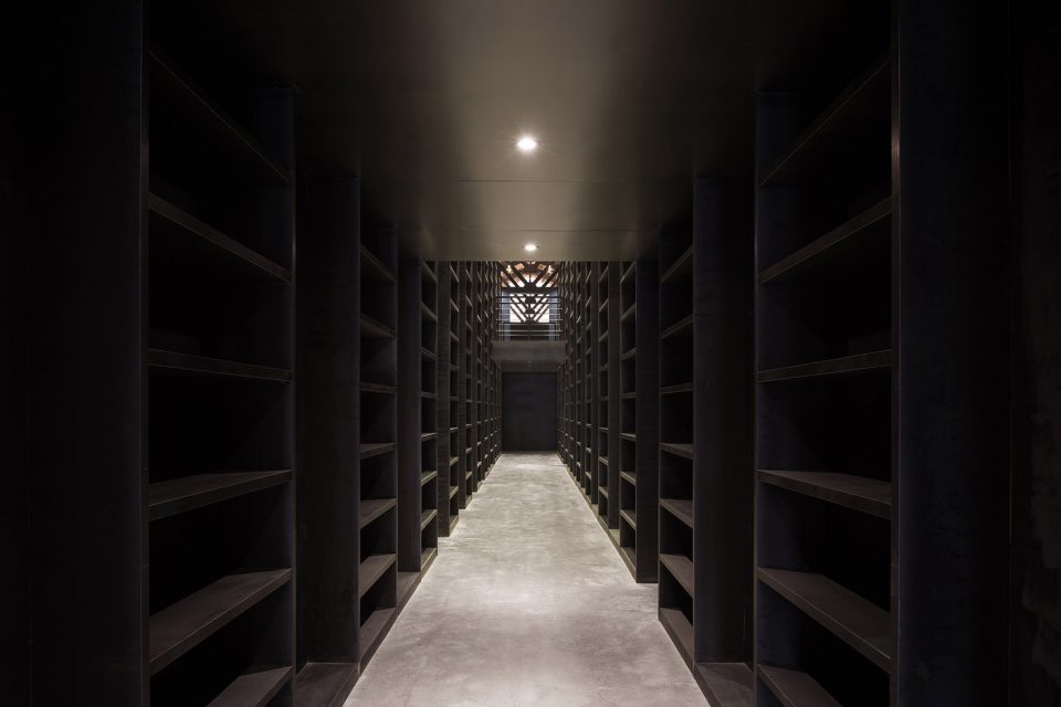 Lens Office Beijing by HUA Li