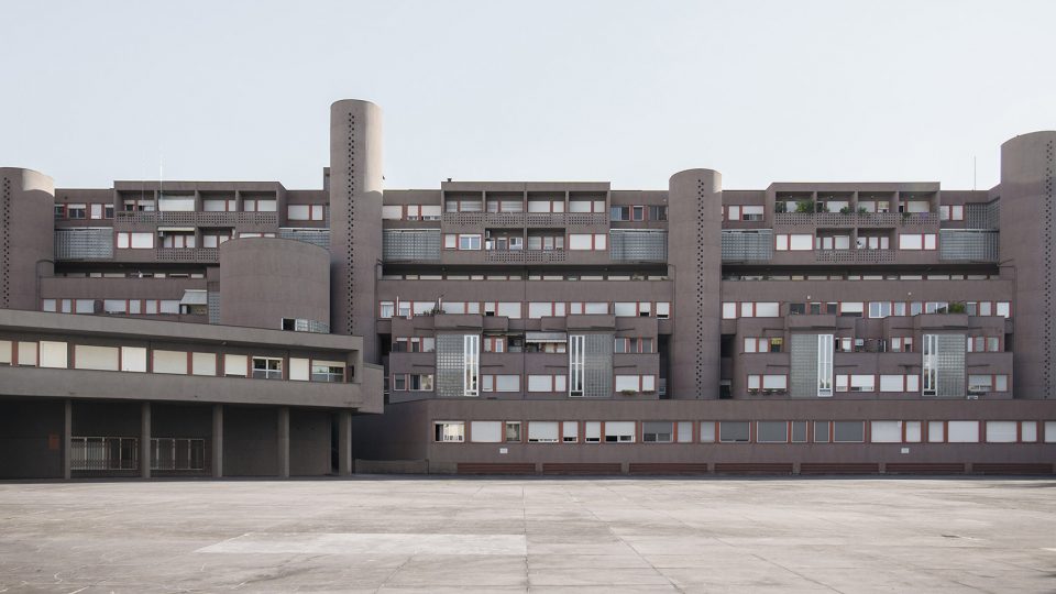 Symmetry photography by Yang Tianzhou