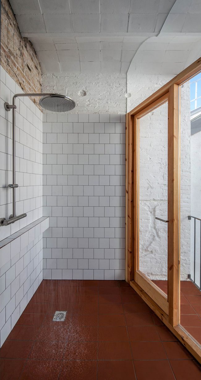 Tubella House by Agora Arquitectura