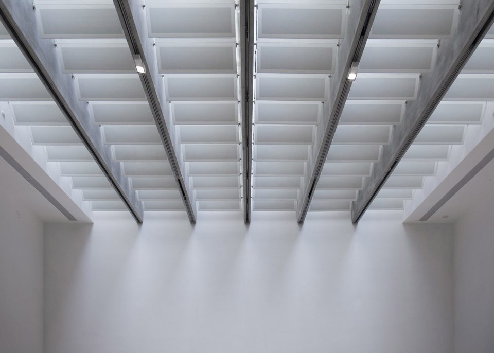Symmetry photography by Yang Tianzhou