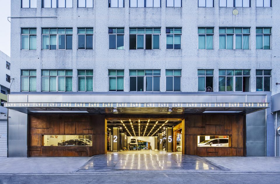 Craftsman Garage by Triple Design Hong Kong