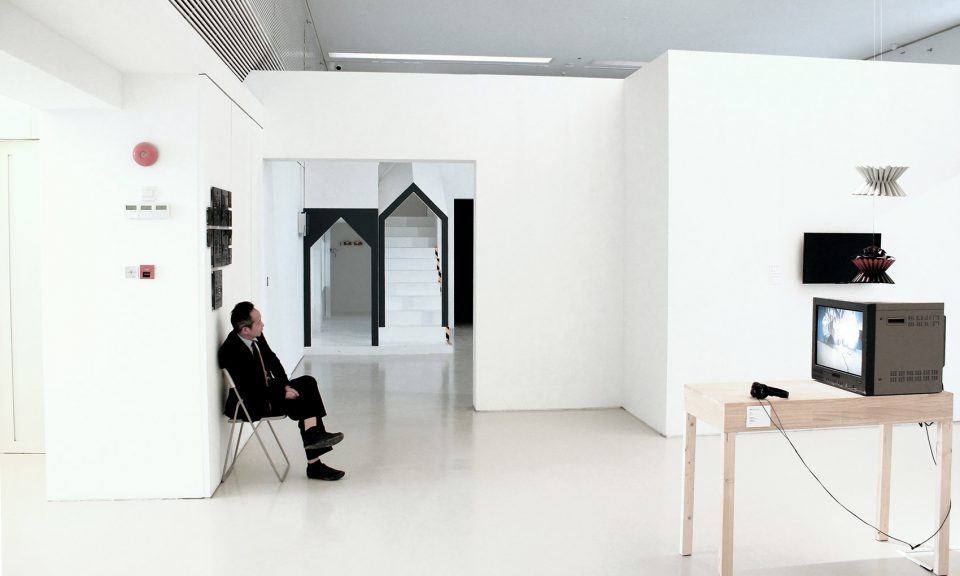kitty Rossi stage by Studio G