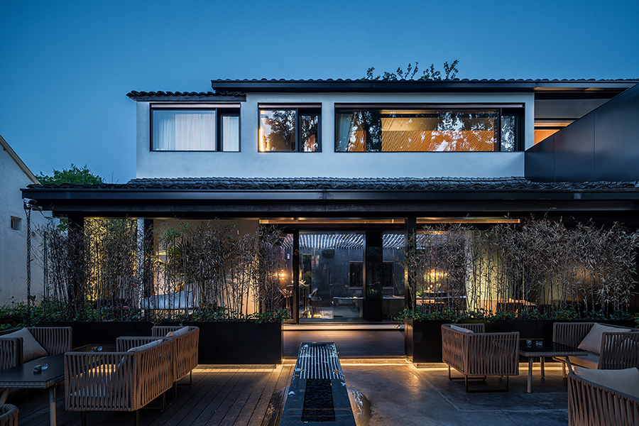 2100 Club by LYCS Architecture
