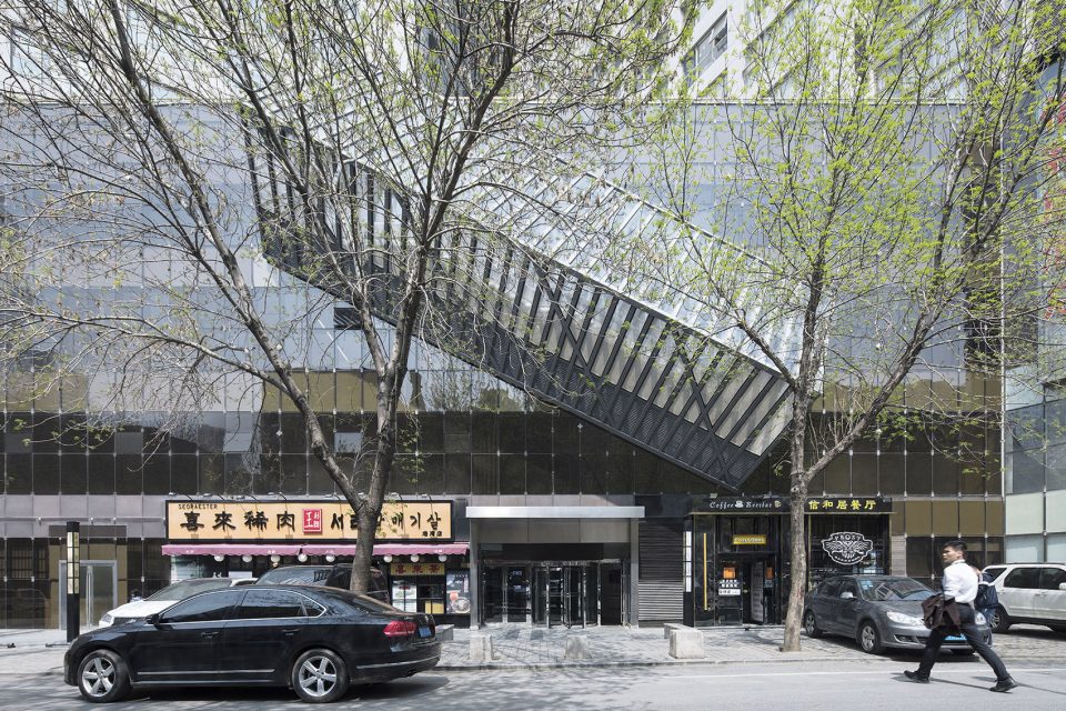 Florence dalian culture art exchange center by penda Beijing office