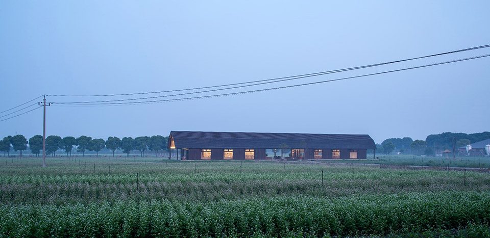 Huateng Hog House Rural Library by Leeko Studio