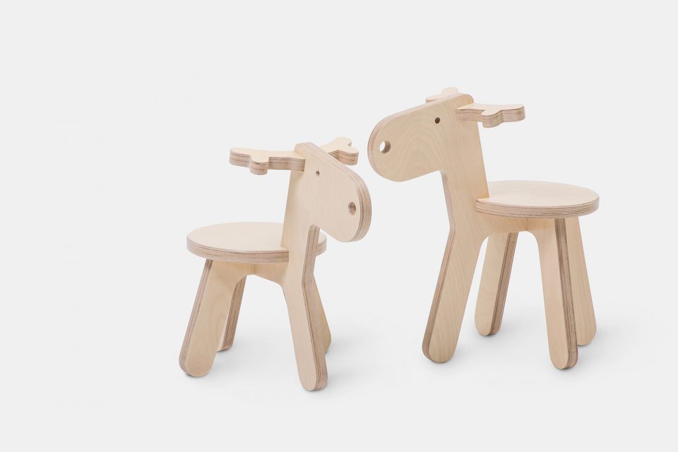Chair moji by dot Make