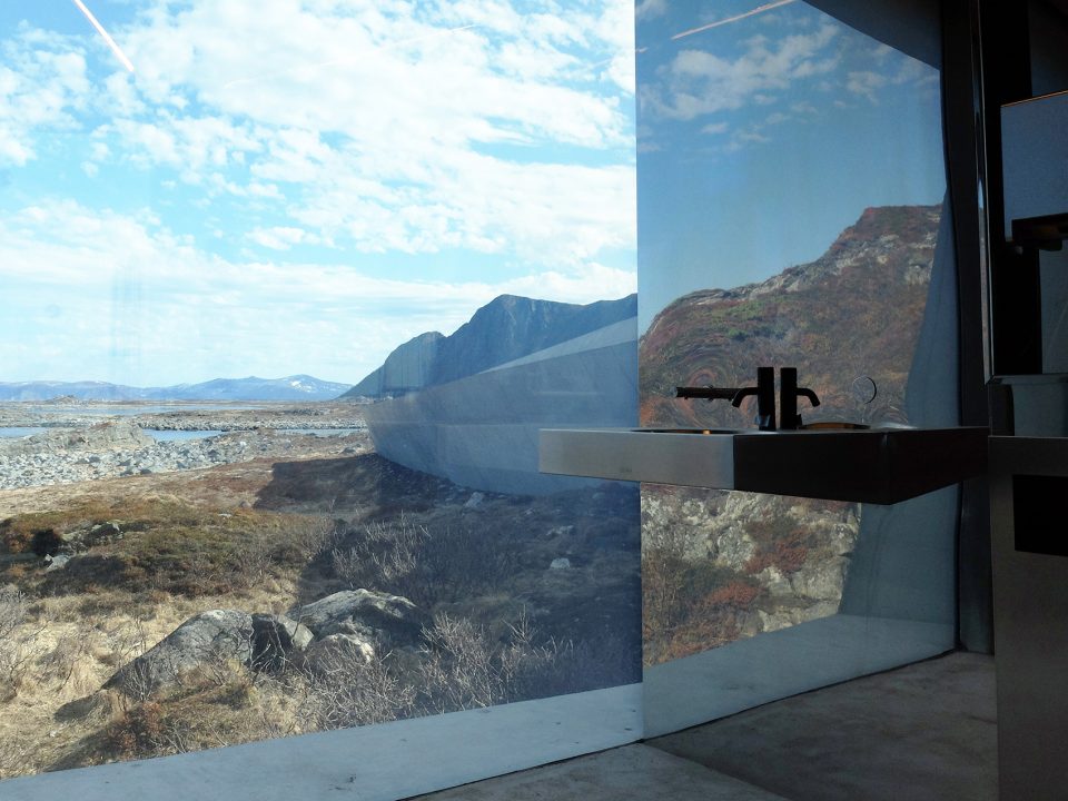 New Facility Along Norwegian Scenic Route Andøya by Morfeus Arkitekter