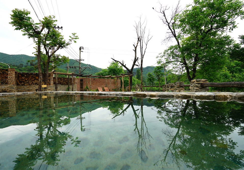 Courtyard House in the North Cashijiang by xian Architects