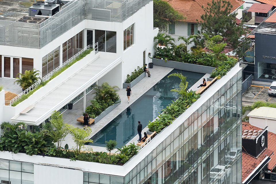 Mallol Design House by Mallol Arquitectos