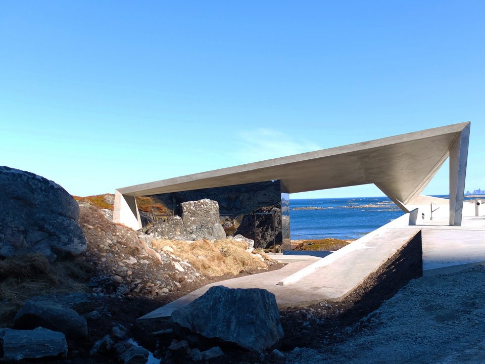 New Facility Along Norwegian Scenic Route Andøya by Morfeus Arkitekter