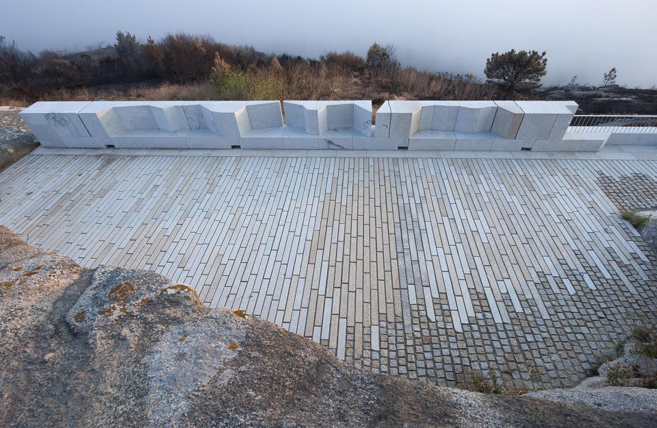 22Pedra da Ra22 lookout point by CSA arquitectura