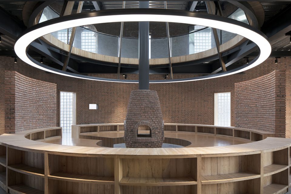 jinfu hostel china by atelier delavis