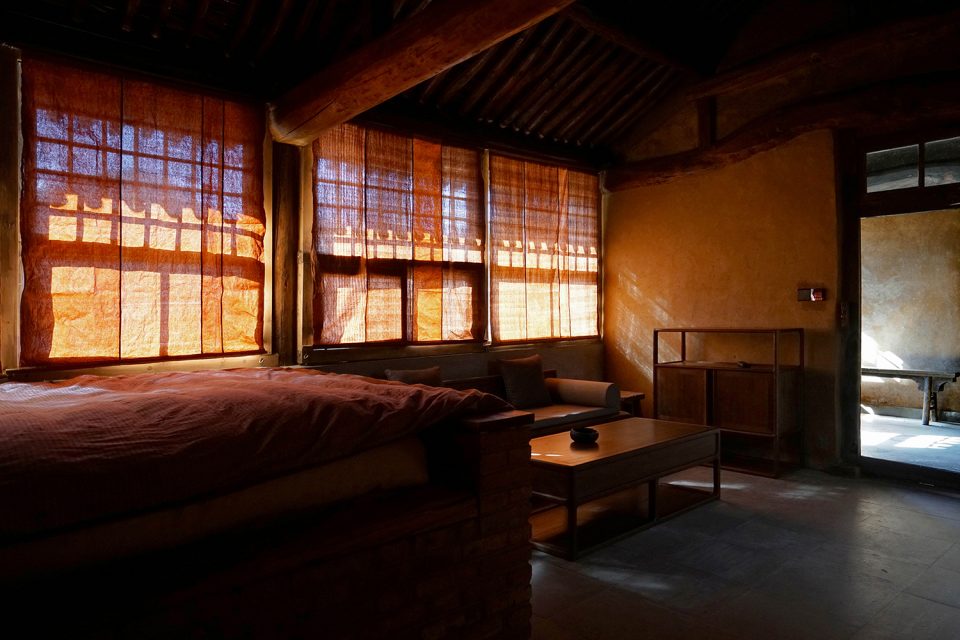 Courtyard House in the North Cashijiang by xian Architects