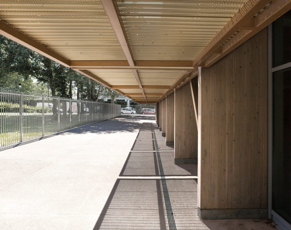 Mont Blanc Multipurpose Room DAARCHITECTES