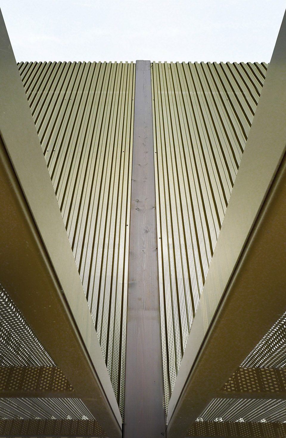 Mont Blanc Multipurpose Room DAARCHITECTES